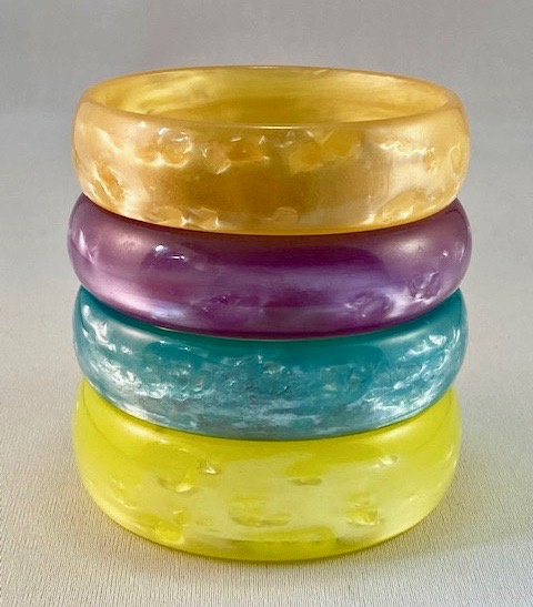 LG352 pastel pearlized lucite bangles